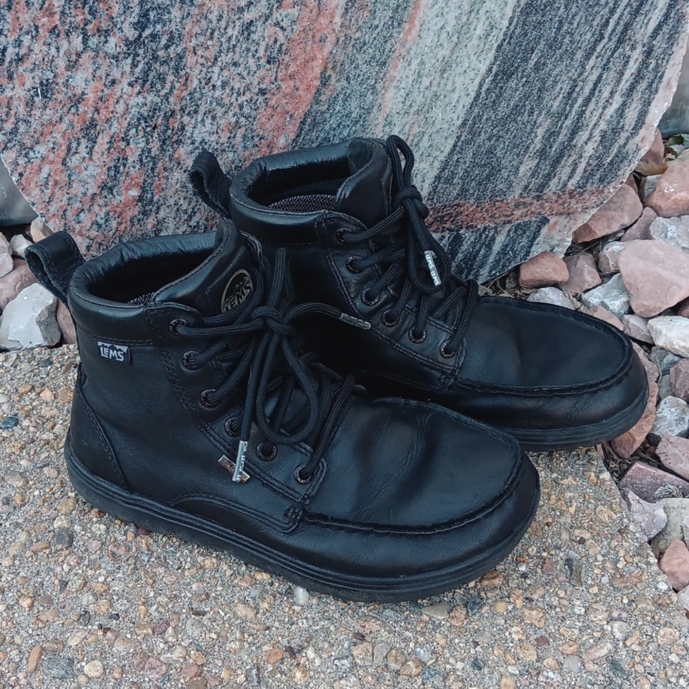 Lems boulder boot black leather barefoot lace up boots women's 7.5